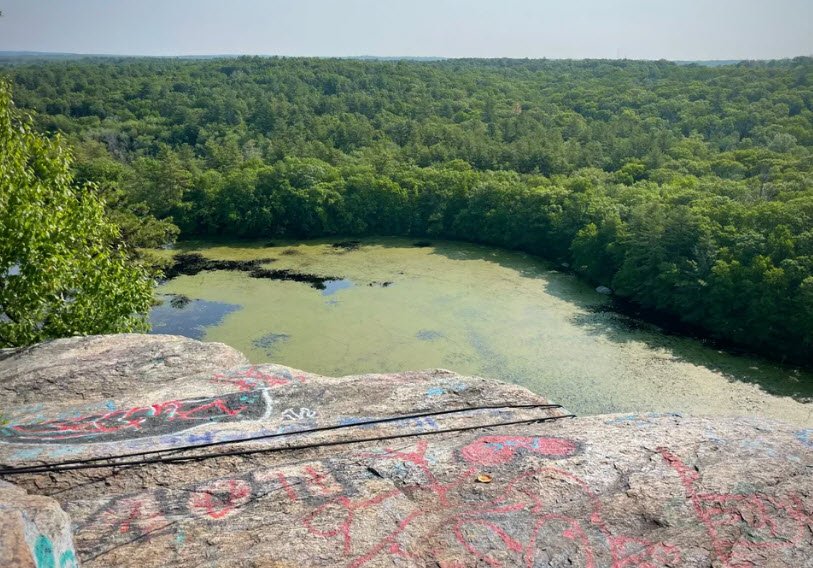 Old Furnace State Park, Connecticut, USA